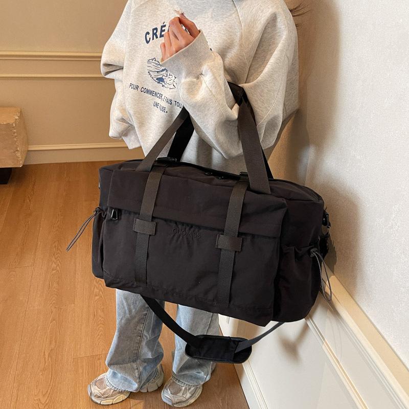 Fashionable Fitness Bag for Men and Women Casual Simple Travel Bag for Travel Bag Dry and Wet Separation Crossbody Bag