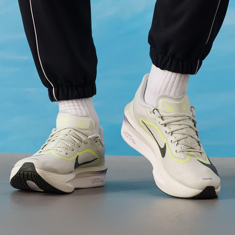 Nike Мужские кроссовки для шоссейного бега FN8454-004