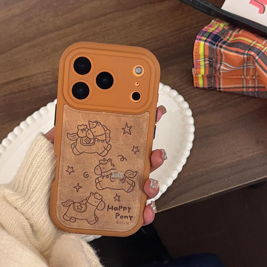 Коричневый чехол-кроссбоди с тиснением 'Счастливая лошадь' для iPhone 17 Pro Max на Осень и Зиму