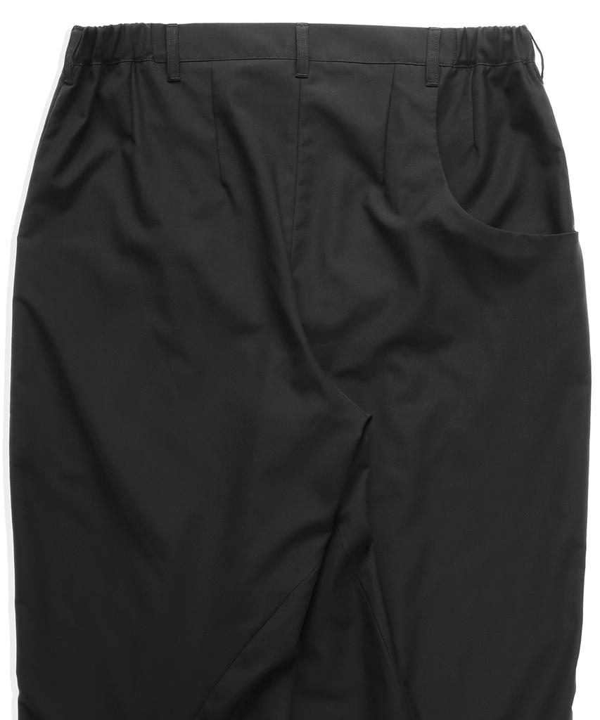 FORMLICH Curved Trousers / Black