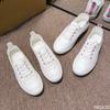 Мода 2025 новая модель модная обувь на плоской подошве простые кроссовки для женщин обувь дышащая женская повседневная женские удобные кроссовки на шнуровке