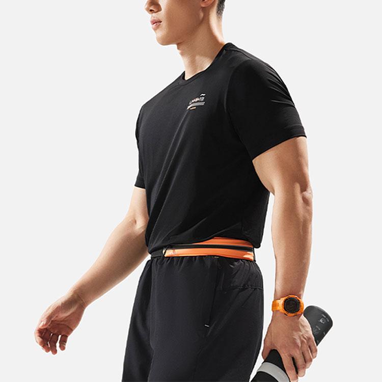 Li-Ning Удобная универсальная быстросохнущая футболка с коротким рукавом для мужчин, черный цвет ATSU065-1