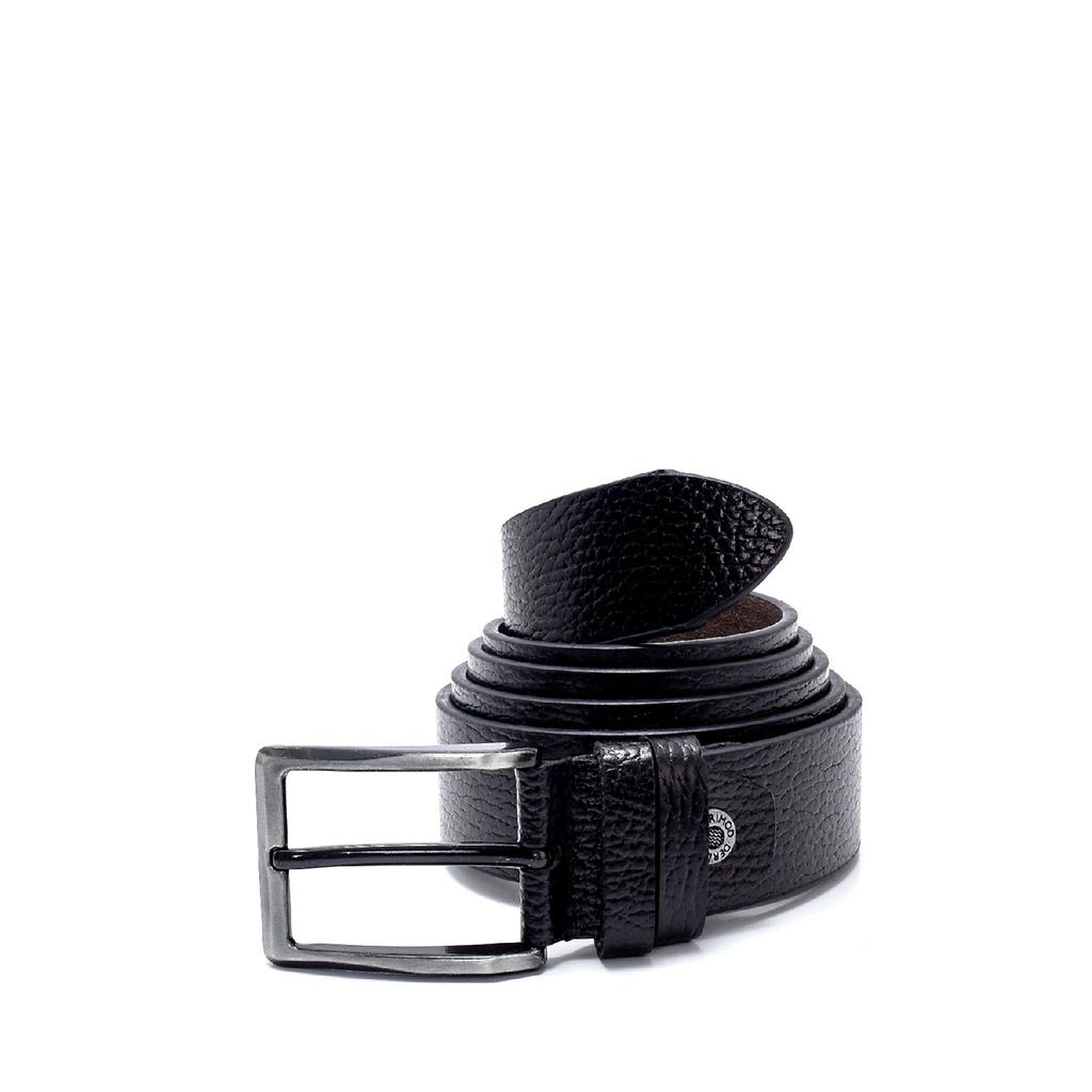 Мужской черный кожаный ремень
