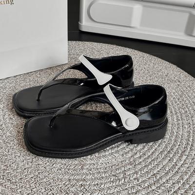 Мода Мода Черные Женские Пляжные Туфли Толстая Подошва Мягкая ПУ Кожа Платформа Плоские Сандалии для Леди 2025 Лето Повседневная Легкая Обувь