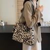 Большая вместительная сумка-тоут с леопардовым принтом, женская сумка через плечо