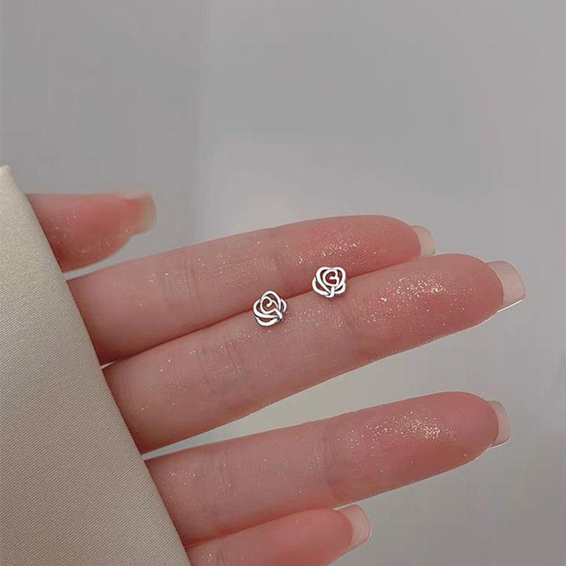 Французские полые маленькие серьги-гвоздики с розами, элегантные мини-серьги, простые, элегантные, для девушек и женщин