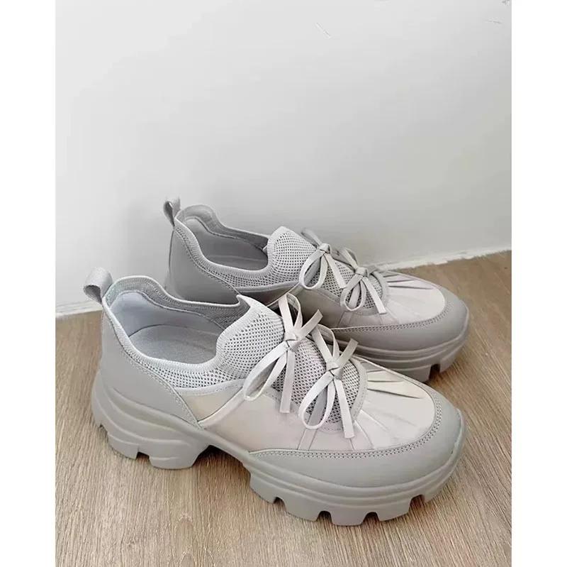 Модная кожаная версия Натуральная кожа Балетки Thi Bot Папины кроссовки Женские Узел Повседневная спортивная обувь Уличная Sle Круглый носок