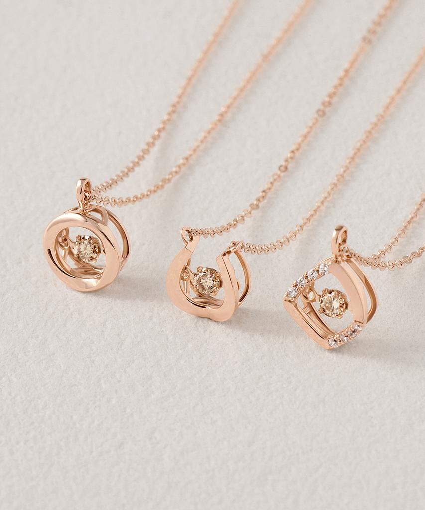 Mcel 14K Ena Horseshoe Cognac Diamond Dancing Stone Necklace