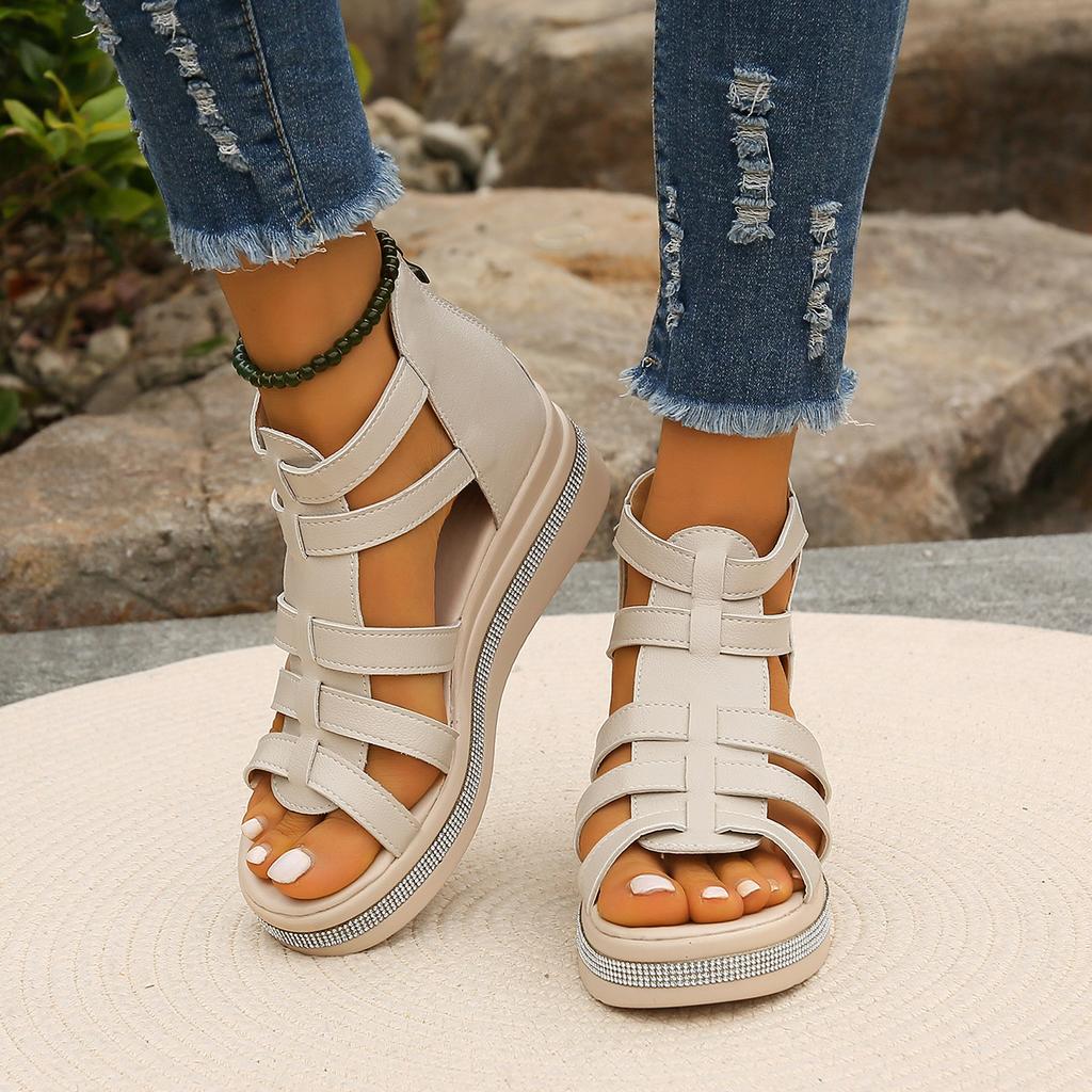 Новые летние женские сандалии из мягкой кожи на наклонном каблуке, римские сандалии на толстой подошве с бриллиантами, элегантная модная женская обувь на полой подошве