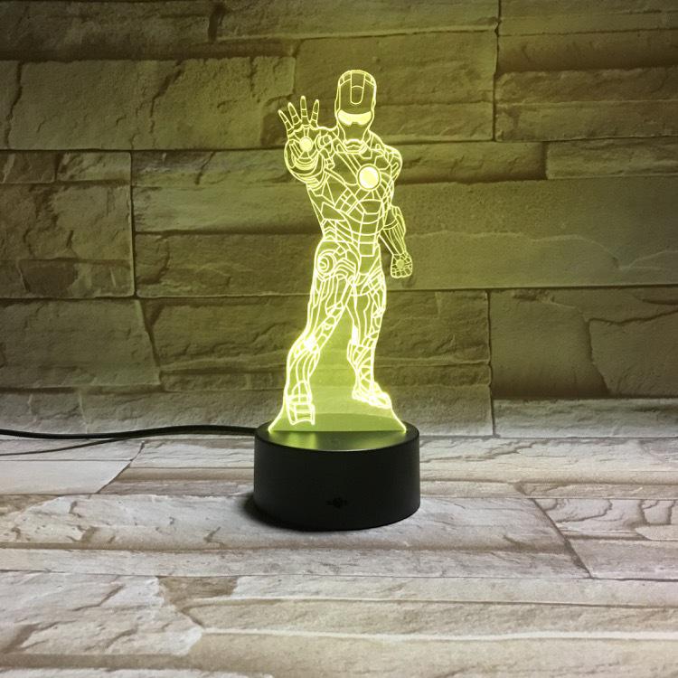 3D Ночник LED Мстители Железный Человек и Капитан Америка для детей