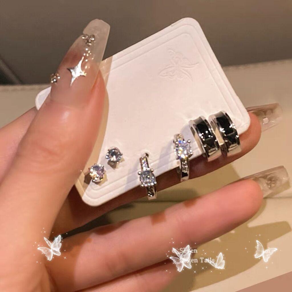 Винтажные красные серьги-кольца в гонконгском стиле: Элегантный женский аксессуар на осень/зиму