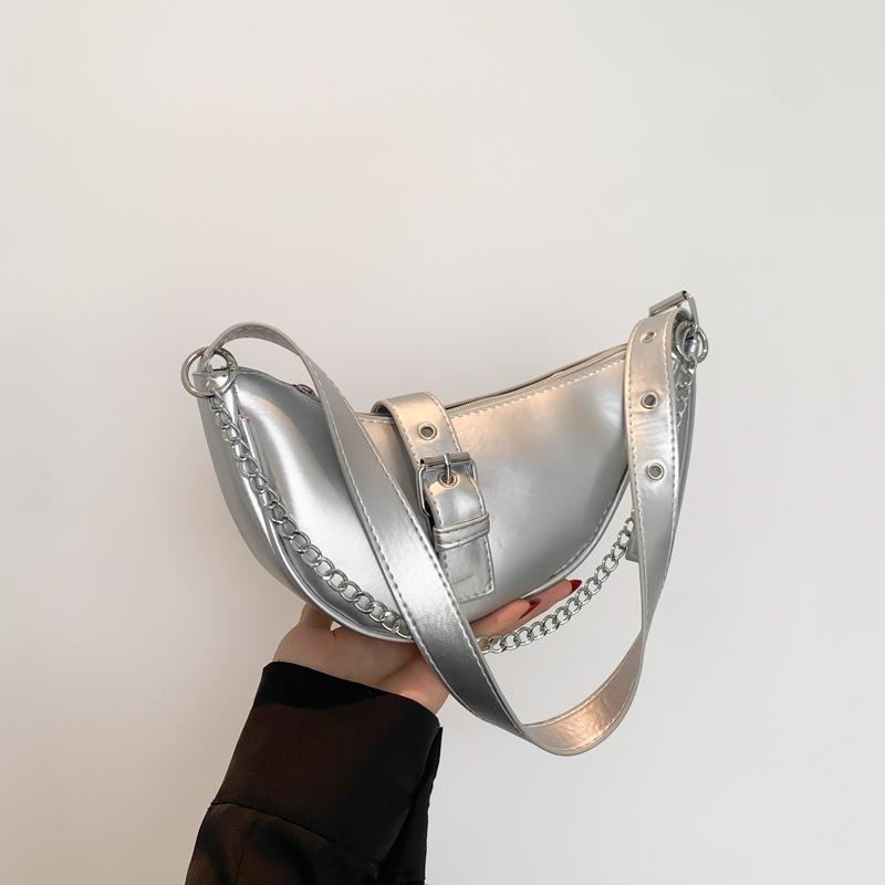 2024 простая маленькая сумка женская сумка новая модная повседневная сумка через плечо с цепочкой подмышкой сумка для знаменитостей в Интернете