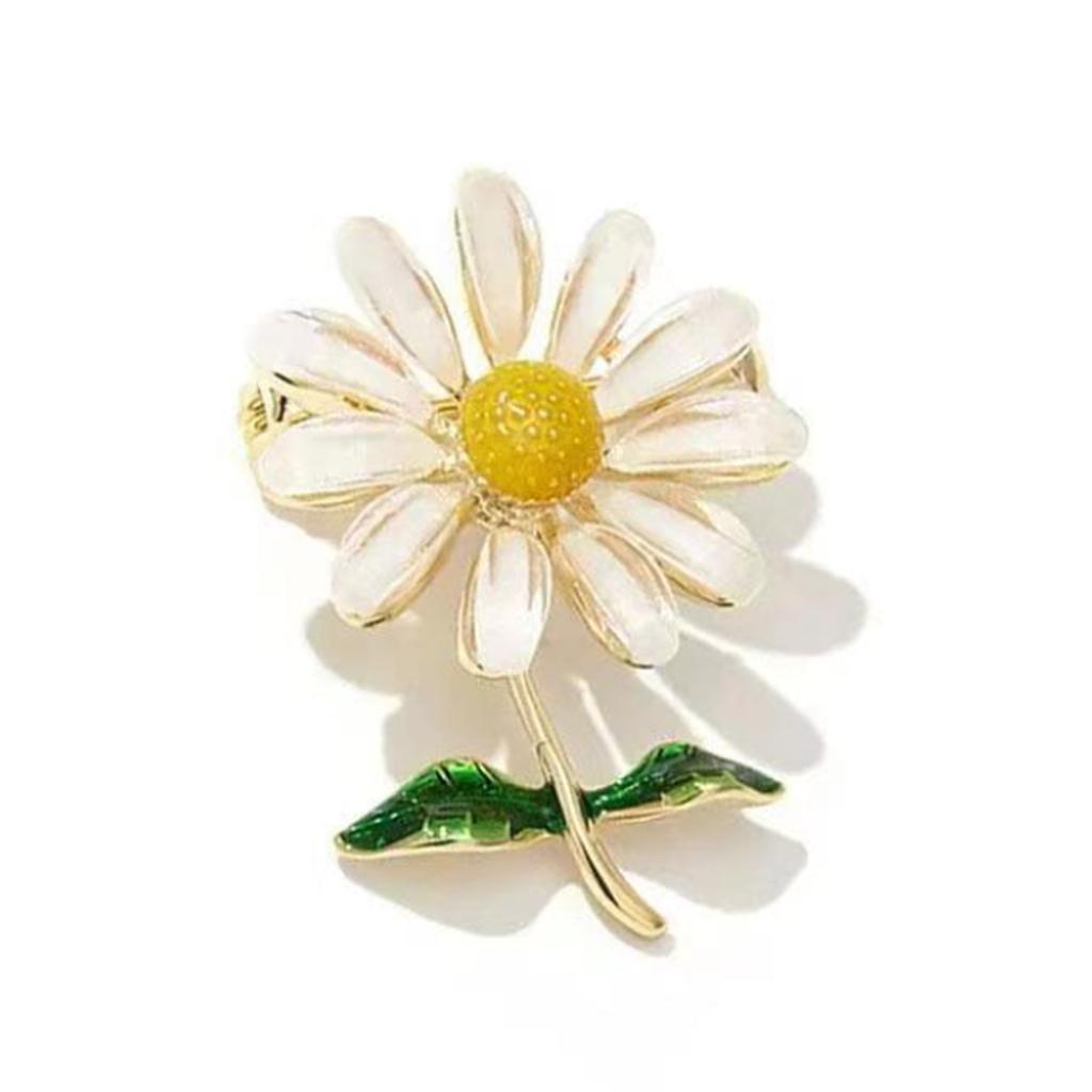 Intricate Daisy Flower Alloy Brooch Secure Pin For Dresses Coats Hats Bags Elegant Fashion Accessory Clothing Accessories