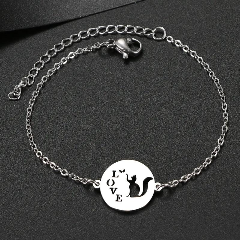 EFAYN Women's Bracelet, Lovely Cat Heart Design, Round Cat and Butterfly Pendant, Adjustable Length, Silver Bangle