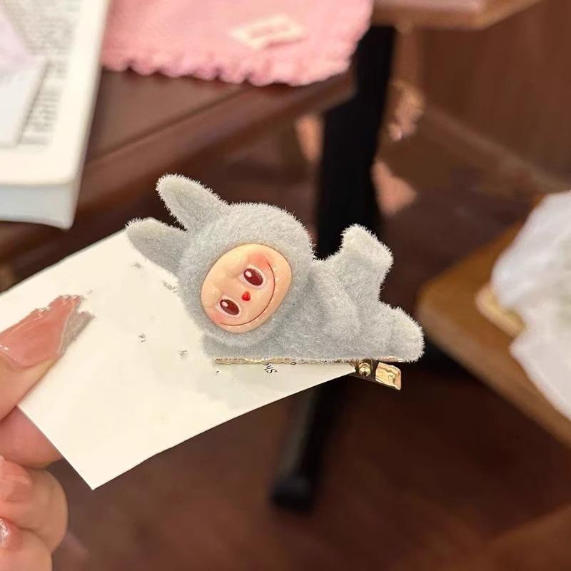 1pc 3D Stretch Cloth Hair Clip, Cute Cartoon Plush Lying Posture Figurine Hair Clip, High Aesthetic Value, Broken Hair Side Clip