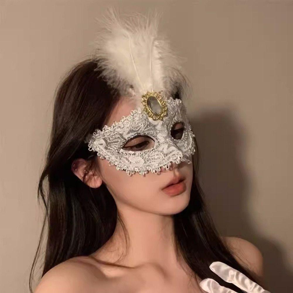 1Pcs Peacock Feathers Party Mask Lace Masquerade Mask New Half Face Mask For Adult Child
