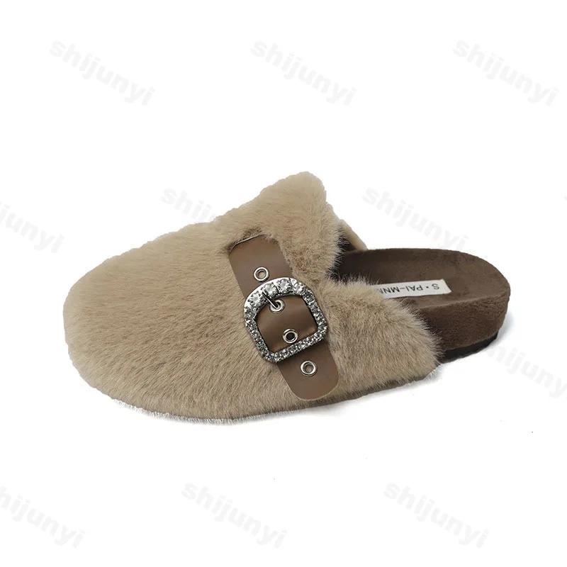 Fashion New 2024 Winter Warm Plush Slippers for Women Closed Toe Faux Fur Cotton Shoes Woman Fashion Buckle Lightweight Flat Mules Shoes