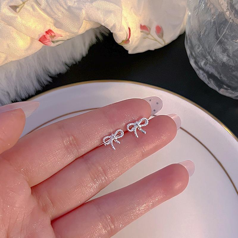 Иглы для ушей из стерлингового серебра S925, новые темпераментные простые и маленькие серьги-пусеты, женские серьги, серьги для пирсинга ушей, серьги, предотвращающие блокировку, ювелирные изделия