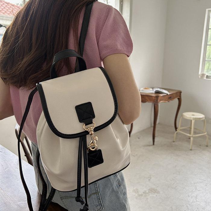 2024 New Fashionable and Elegant Backpack Women's Bag Contrast Color Fashionable and Casual Simple Flipped Full Bag