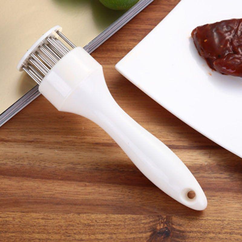 Zinc Alloy Meat Tenderizer Hammer with Needle for Steak, Chicken, and Pork Chops