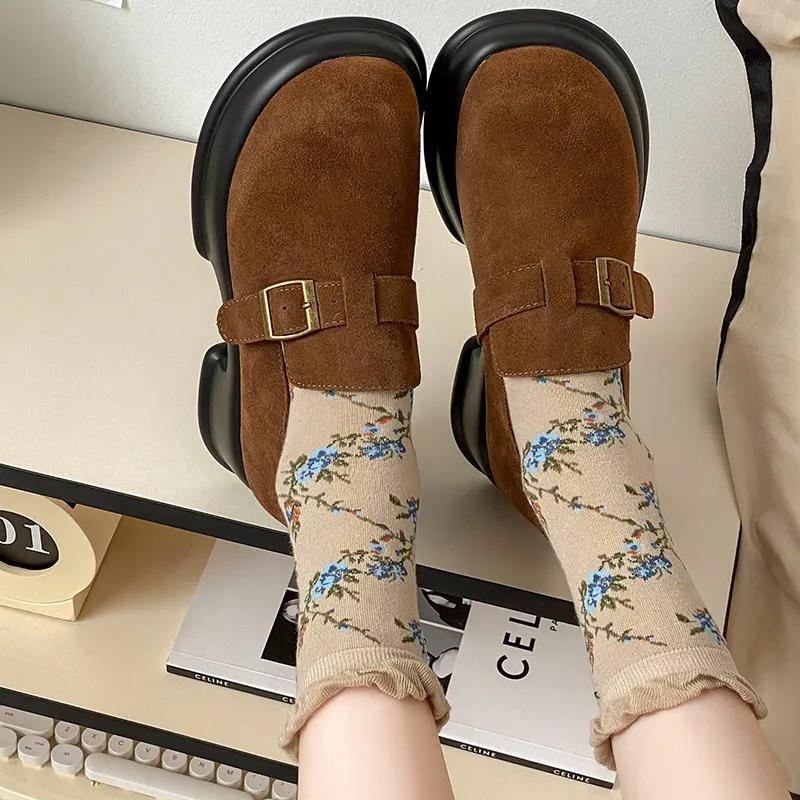 New Autumn and Winter Women Socks Floral Print Vintage Middle Tube Socks Japanese Fashion Harajuku Retro Sweet Girl Ruffle Socks