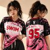 V 95 Розово-черный сетчатый топ с принтом вишневого цвета Sakura SWIM, V-образный вырез, оверсайз, для K-pop, армейского концерта, фанатский, с коротким рукавом