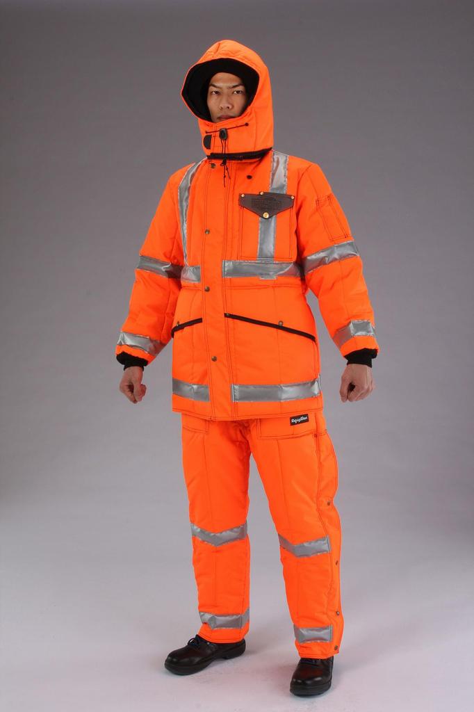 Цвет куртки для холодной погоды [L] (нота апельсин)