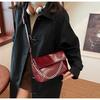 Ielgy Oil Wax Leather Chain Messenger Bag Fashion Korean Casual Shoulder Bag