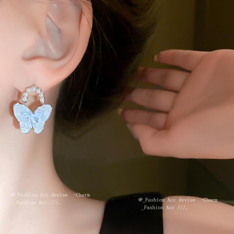 Silver needle butterfly crystal pearl earrings niche light luxury design earrings small fresh simple temperament earrings