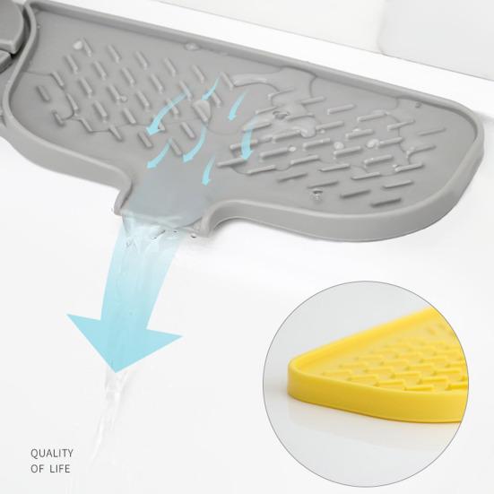 Drain Pad Easy To Clean Anti-splash Quick-drying Stain-resistant Reusable Silicone Faucet Drainage Mat