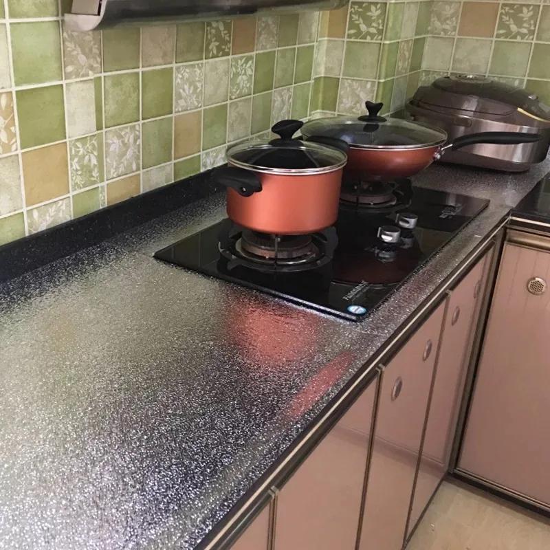 Кухонная маслостойкая наклейка, термостойкие самоклеящиеся обои, водонепроницаемая алюминиевая фольга для защиты кухонного фартука шкафа