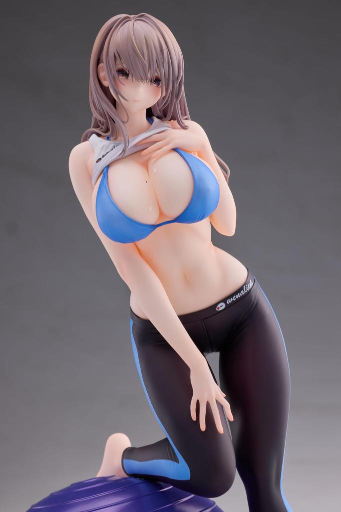 Momorose Training Girl Aoi Height: Approximately 280mm (including Base) 1/6 Scale Painted PVC and ABS Figure