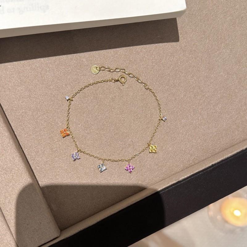 Rainbow Clover Necklace Bracelet Set Women Dainty Zirconia-Inlaid Copper Jewelry Sweet Princess Style Floral Accessory