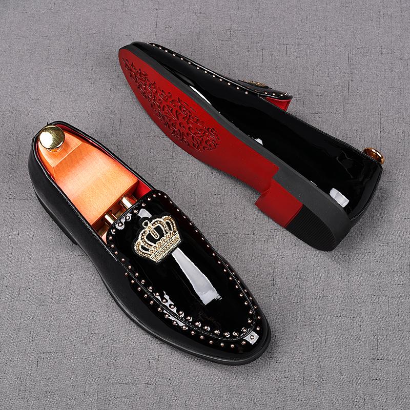 Мужские черные лакированные оксфорды с вышивкой заклепками, повседневная обувь, мужская обувь для выпускного вечера, свадебное платье, zapatillas hombre