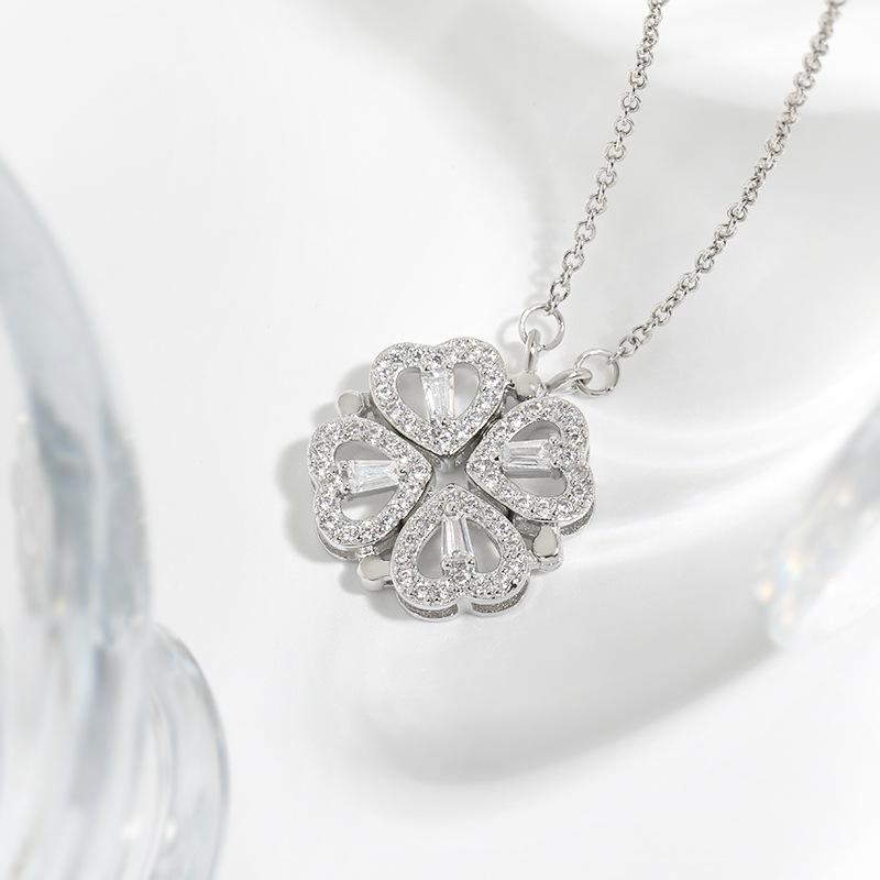 Two-wear Love Flower Pendant, Heart-to-heart, Niche Design Sense, One-piece Multi-wear Heart-shaped Four-leaf Clover Necklace
