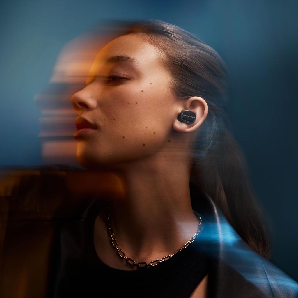 Bowers Wilkins Bowers Wilkins True Wireless — совершенно новые беспроводные наушники цвета антрацит, черный и звук, внутриканальные PI8/AB