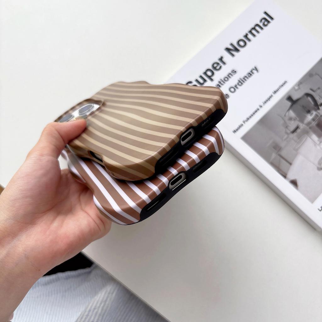 Wave Edges Stripes 2 in 1 TPU+PC Shockproof Phone Case for iPhone 13 14 15 16 17 Pro Max Autumn Brown Color Frosting Cover Shell