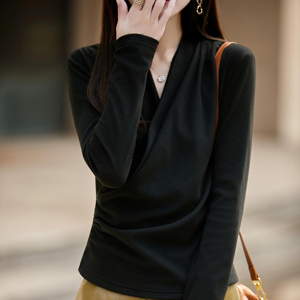 Women's Fashionable Slimming V-Neck Casual Base Shirt - Autumn/Winter 2025 Collection