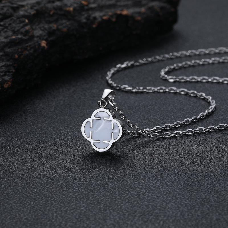New Arrival Stainless Steel Clover Pendant Multi Color Waterproof Non-fading Lucky Charm Necklace Gold/Silver Plated Trending