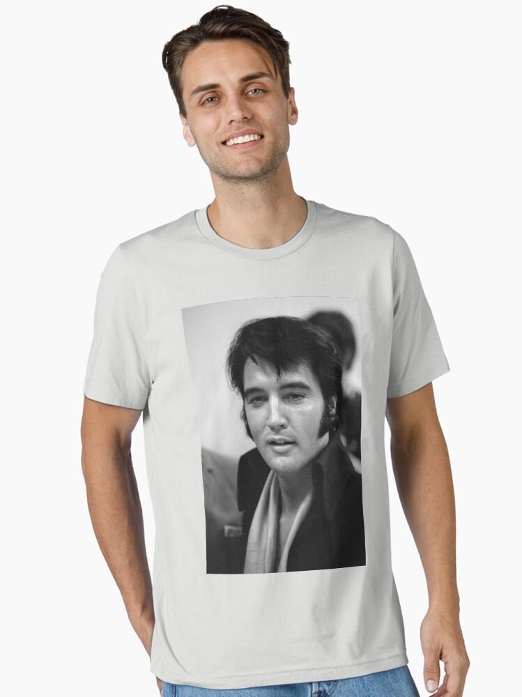Elvis Presley Finding Her Voice Poster Essential T-Shirt