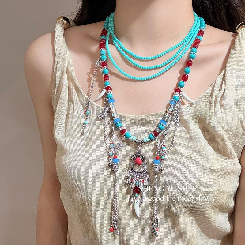 New Chinese-style beaded necklace with a cool and elegant vibe, a unique design, suitable for Hanfu and Chinese-style outfits, a double-layered