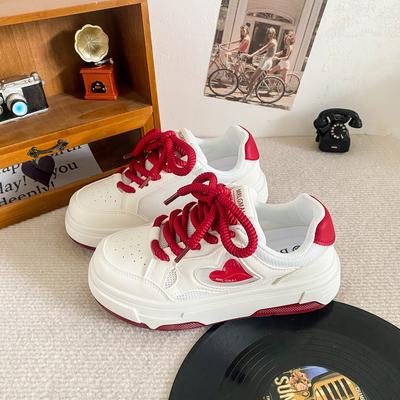 B1021 латексная стелька/любовь толстая подошва туфли женская обувь нишевый дизайн 2024 новая популярная обувь на доске белая обувь