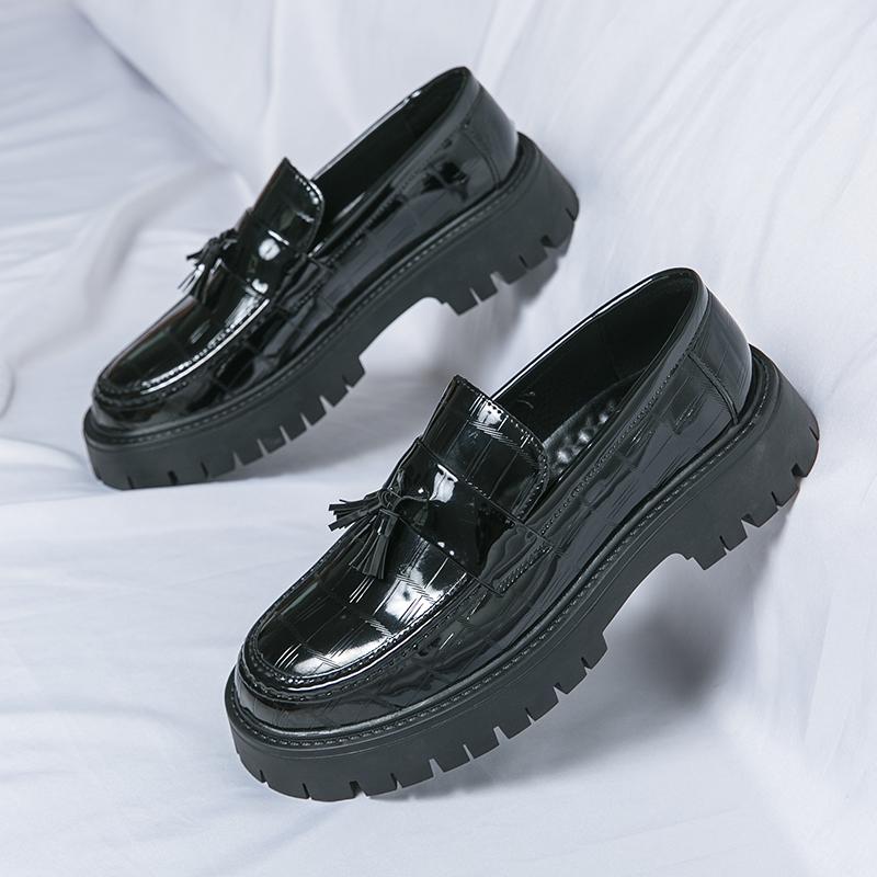 2024 New Men Tassel Casual Leather Shoes Mens Handmade Thick Soled Brand Luxury British Style Anti-slip Wearable Business Shoes