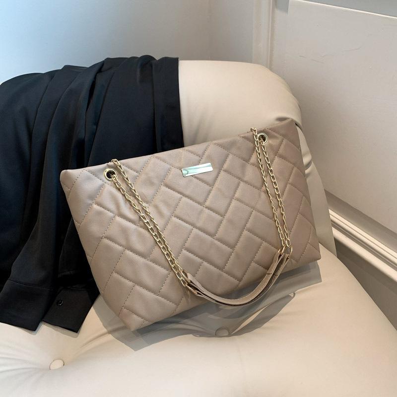 Сумка женская 2024 осень большая вместимость повседневная сумка ромб универсальная текстура простая портативная сумка на одно плечо косой пролет сумка-тоут