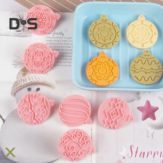 10 stks/set Kerstbal Cookie Cutter Mold Food Grade PP Vaatwasmachinebestendig Druk DIY 3D Fondant Cookie Maker Mold Keuken Bakken Tools