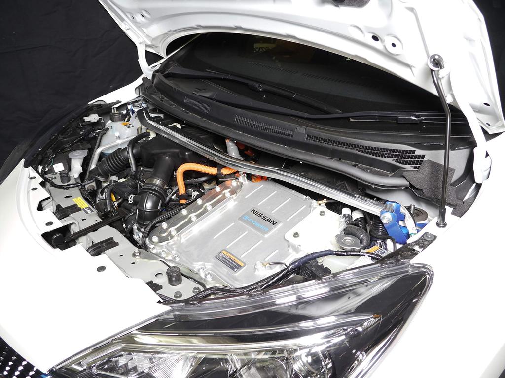 CUSCO Распорка овального типа OS для Nissan Note HE12 278540A Штанга, Вал, (Фронт) электронная энергетика (Нисмо)