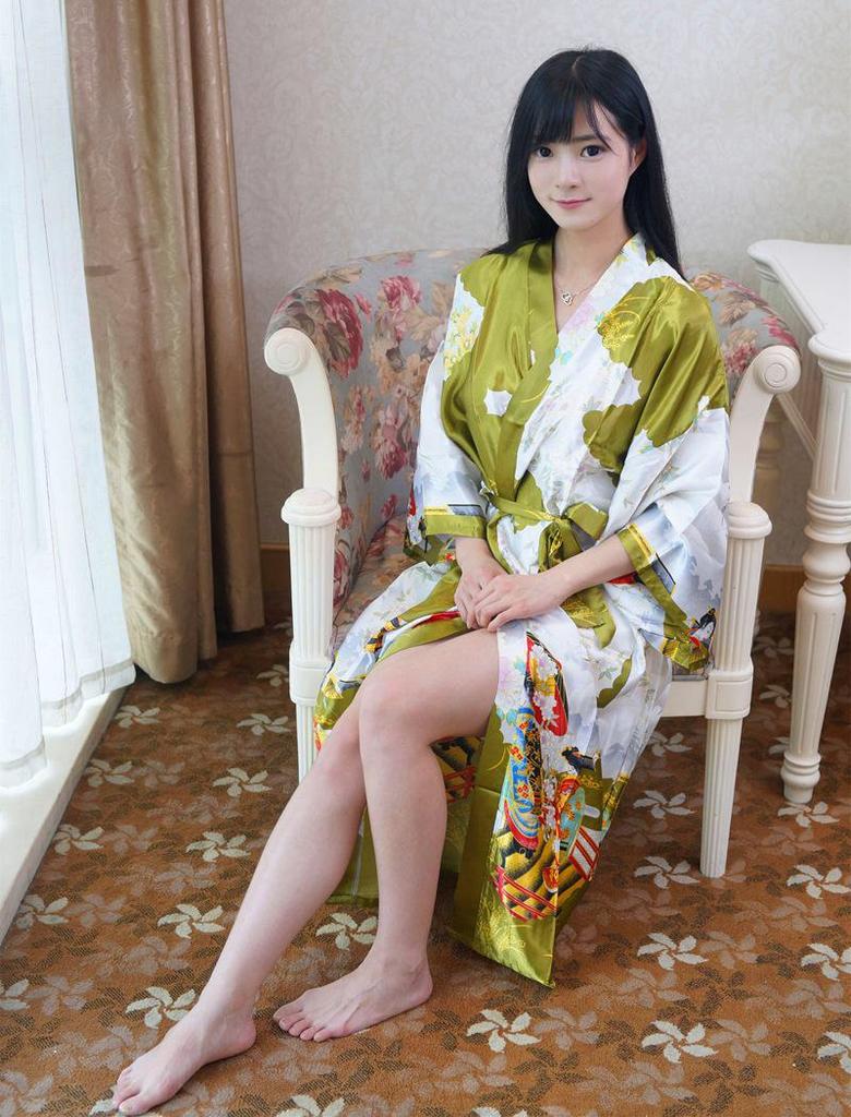 Женский летний кардиган-пижама-халат с шелковистой текстурой - Длинный, легкий, сексуальный халат