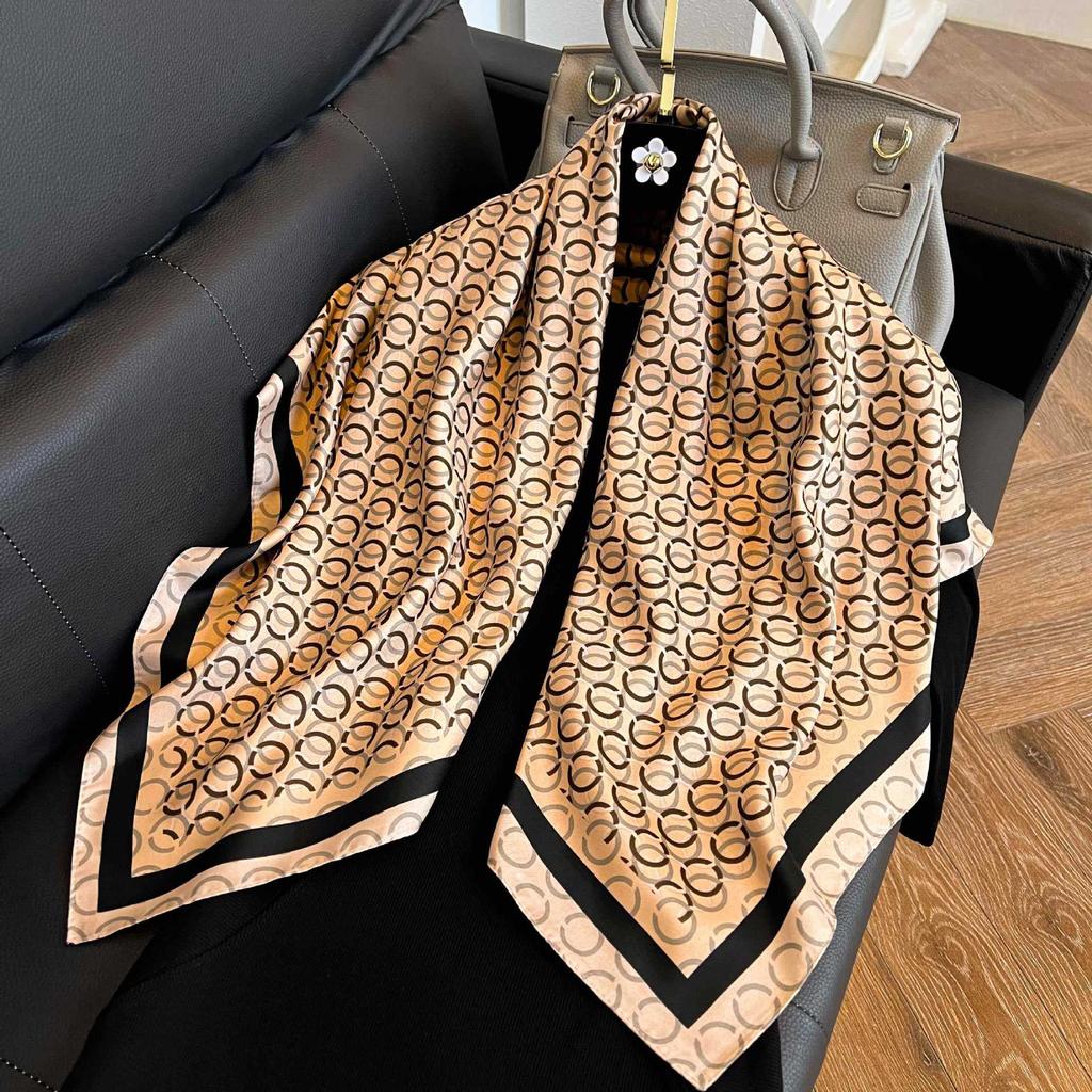 Color block silk scarf Korean version printing color matching scarf twill silk large square scarf 91x91cm shawl sunscreen travel headscarf