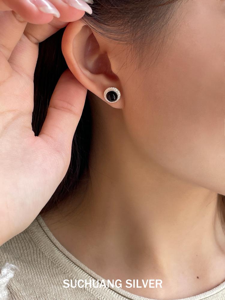 Серьги-гвоздики Su Chuang из стерлингового серебра S925 с черным агатом - Элегантный французский стиль для женщин