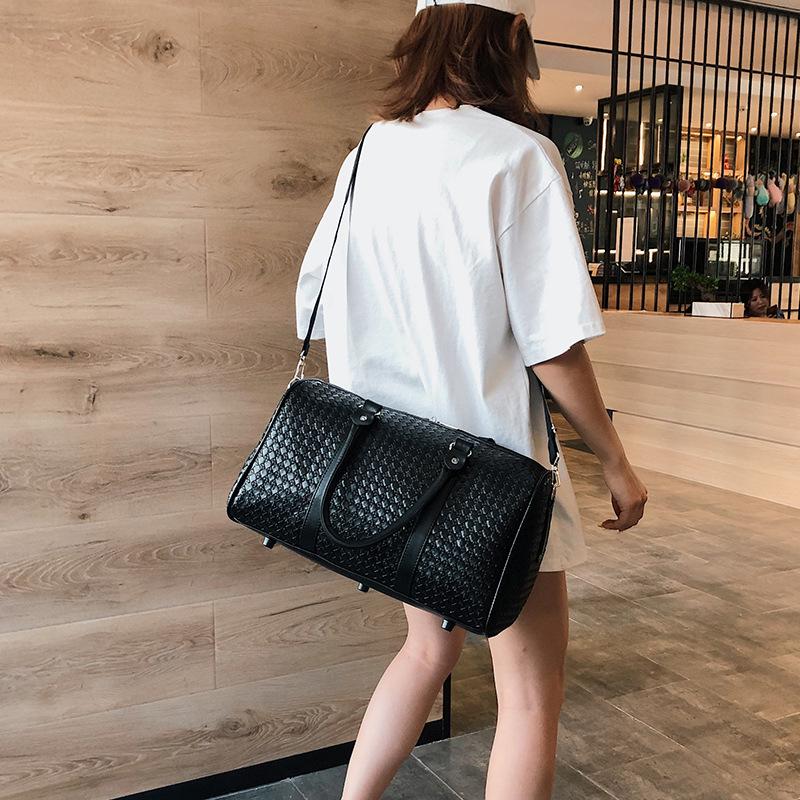 Водонепроницаемая легкая дорожная сумка кроссбоди для мужчин и женщин